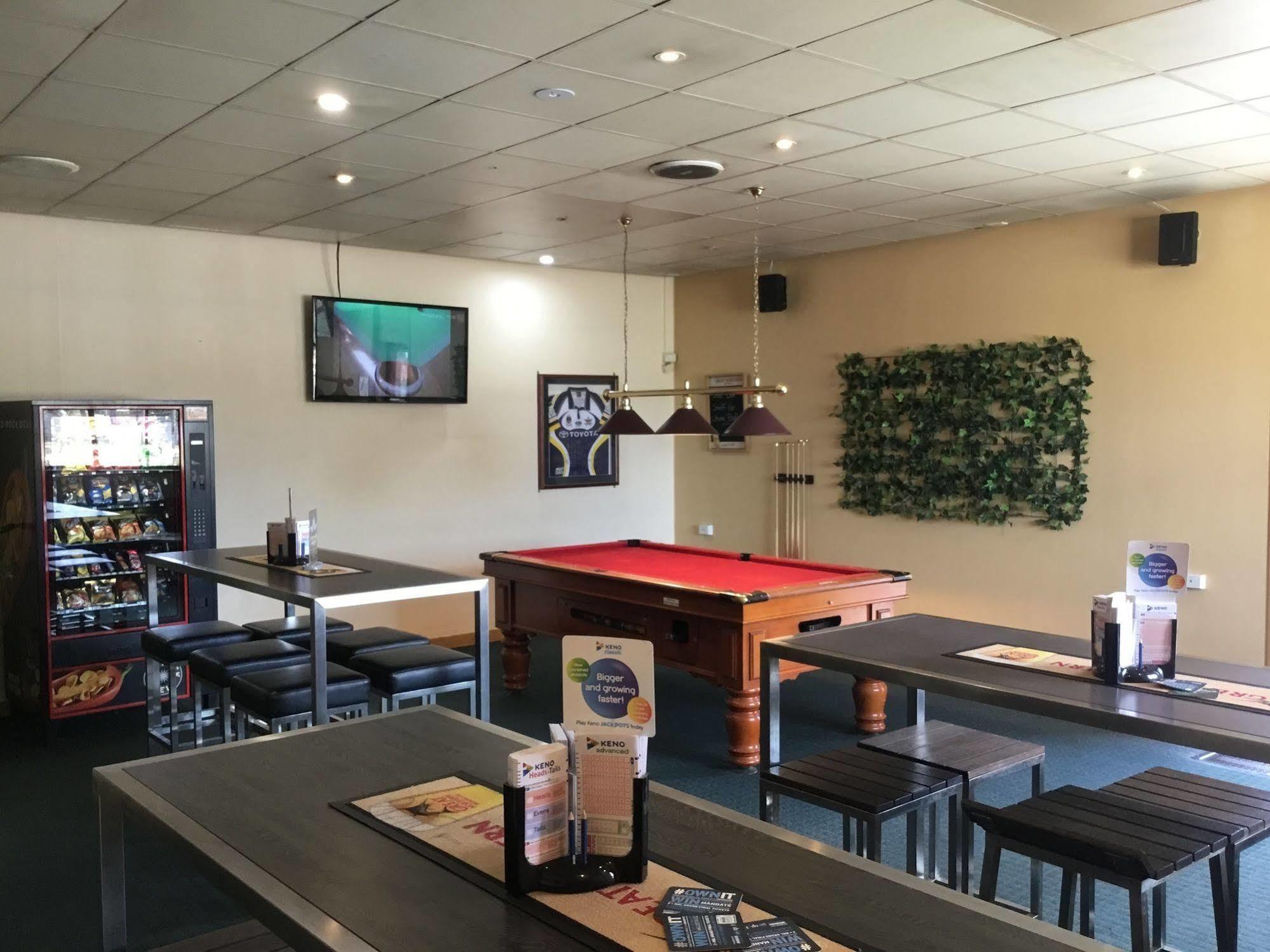 Kooyong Hotel Mackay Bagian luar foto