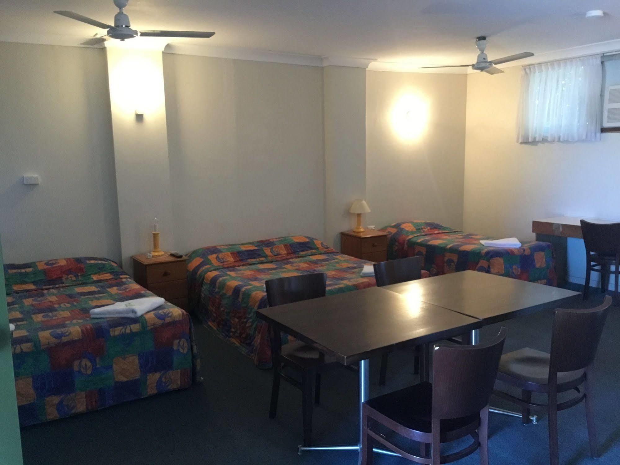 Kooyong Hotel Mackay Bagian luar foto